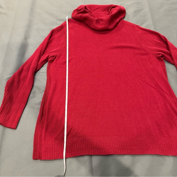 Crown & Ivy Curvy Women's Sweater Red Cowl Neck Size 2X - Picture 2 of 8